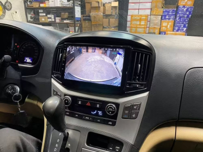 Штатная магнитола Hyundai Grand Starex, H-1 2016-2021 (черный верх, низ-серебро) на Android 11 - Cardrox CD-4195M