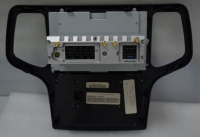 Штатное головное устройство для JEEP Grand Cherokee 2013+ черная на Android 10 Carmedia KR-9176-S10