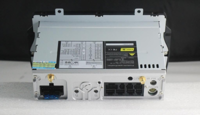 Штатное головное устройство Lada Vesta на Android 10 Carmedia MKD-L860-P5