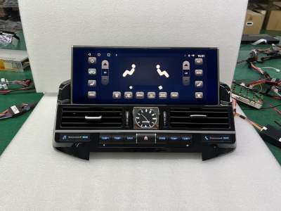 Магнитола для Toyota Land Cruiser 200 10.2015+ top на Android 12 - Carmedia ZH-T1269