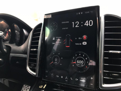 Штатное головное устройство Tesla для Porsche Cayenne 2011-2015 на Android 7.1 Carmedia NH-1004