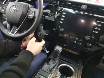 Навигационный блок для Toyota Camry V70/RAV4 (12.0) Android 10- Radiola RDL-04