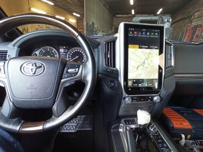 Магнитола Tesla для Toyota Land Cruiser 200 10.2015+ на Android 9.0 Carmedia ZF-1807L-DSP