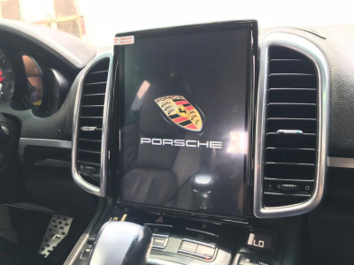 Штатное головное устройство Tesla для Porsche Cayenne 2011-2015 на Android 7.1 Carmedia NH-1004