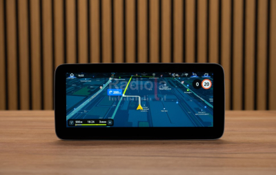 Монитор 10,25" Mercedes-Benz B/C/CLA/E/GLA/G/CLS/GLK-Класс 2013-2016 NTG 4.5/4.7 на Android 13 - Radiola RDL-7701 L