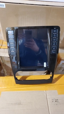 Штатное головное устройство Tesla для Mercedes-Benz ML класс W164 2005-2011, GL класс X164 2006-2012 на Android 11 Carmedia NH-1005