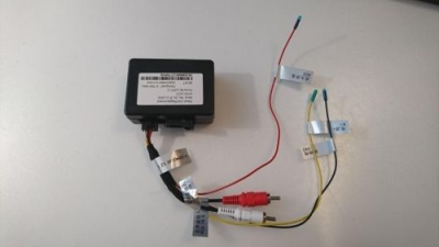 Адаптер Carmedia для активации штатного усилителя Porsche, BMW, Mercedes