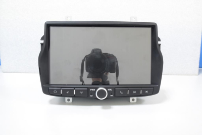 Штатное головное устройство для Lada Vesta на Android 8.1 Carmedia KR-8167-S9